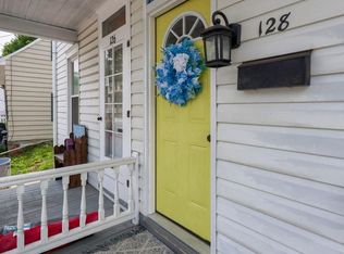 128 N Charlotte St, Manheim, PA 17545