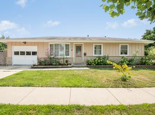 402 Glen St, West Chicago, IL 60185