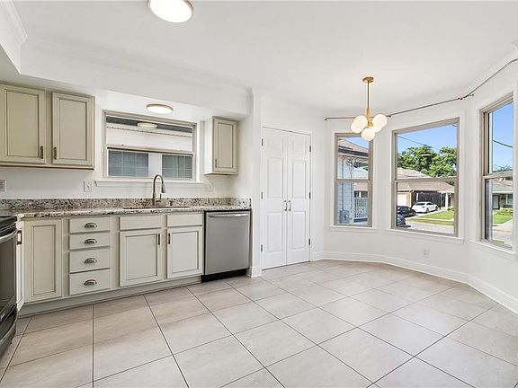 4th image of 6542 Avenue A