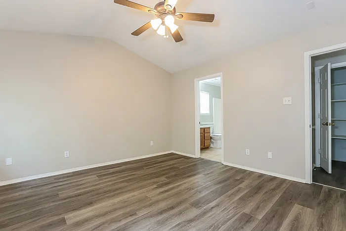 1826 Auburn Hills Dr — Photo 6