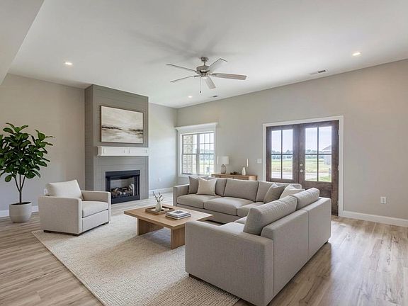 2nd image of 251 Hummingbird Way