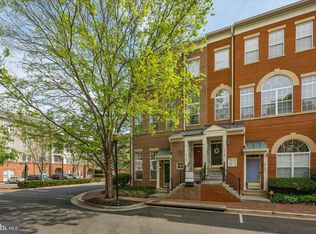 4910 Barbour Dr #A, Alexandria, VA 22304