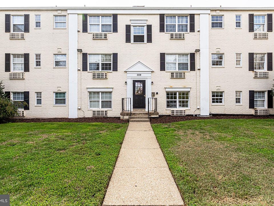 1st image of 2239 Farrington Ave #5-304