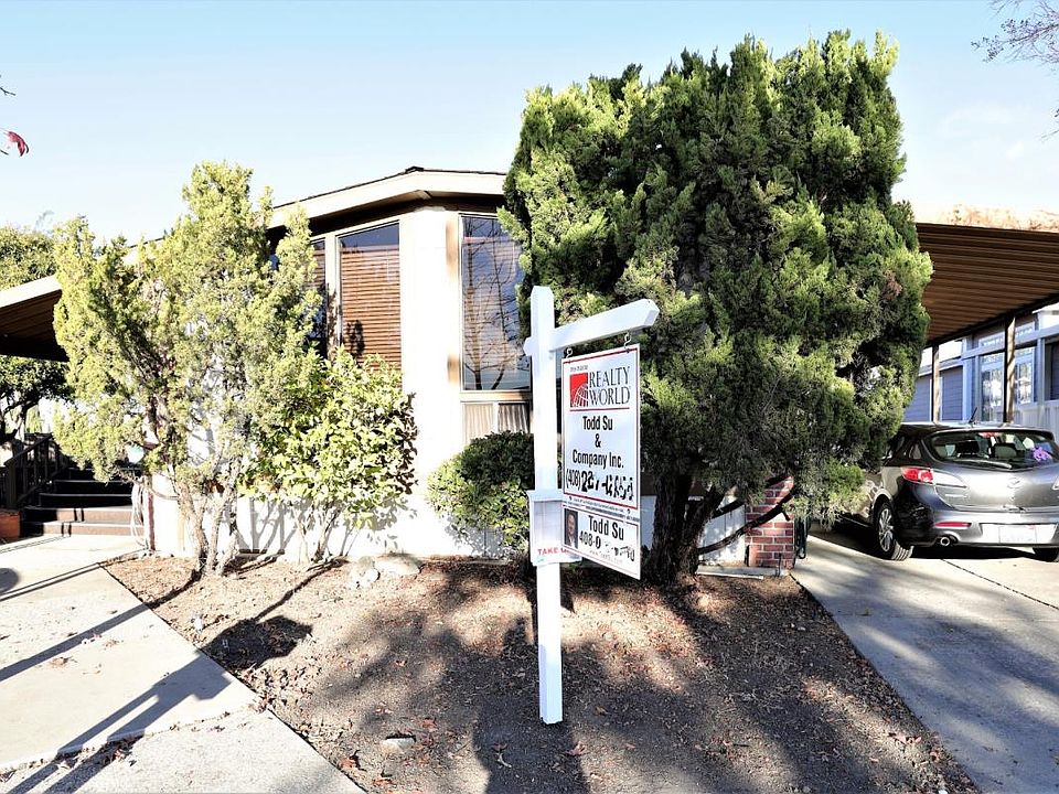 1st image of 149 Chateau La Salle Dr #149
