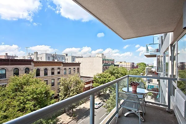 Sold by Brooklyn Bridge | media 19