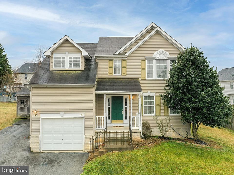 698 Crosswinds Dr, Charles Town, WV 25414 Zillow
