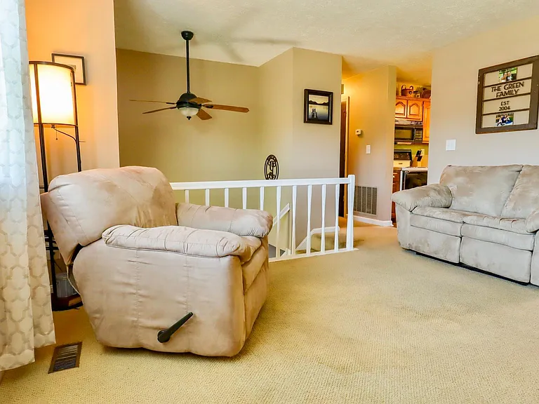 9711 Stanalouise Dr — Photo 9