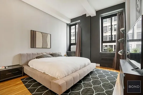 Rented by Bond New York | media 15