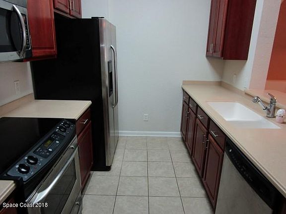 4th image of 1576 Peregrine Cir Unit 106