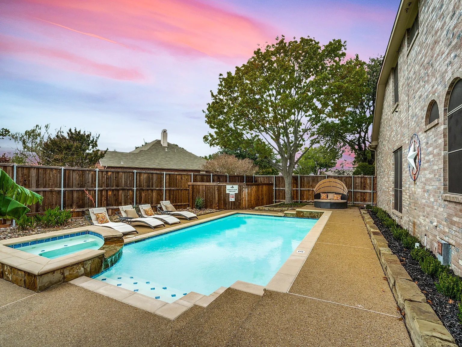 5 bed, $15,000 — Photo 2