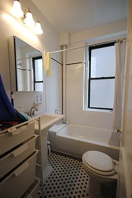 Rented by Bold New York | media 14