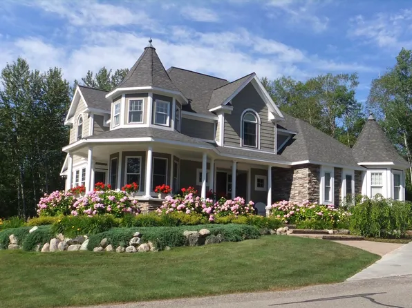 664 Hidden Ridge Dr, Traverse City, MI 49686