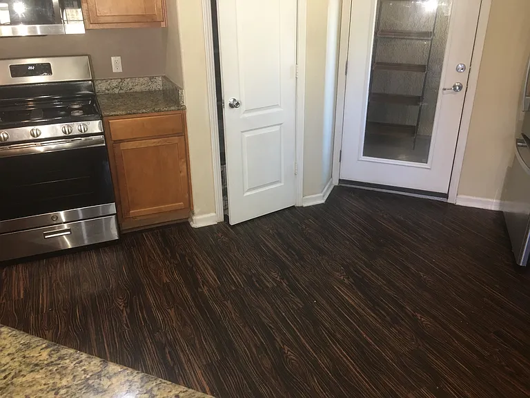5350 Dunlay Dr — Photo 6