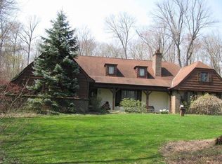 13366 Hidden Oaks Dr, Novelty, OH 44072