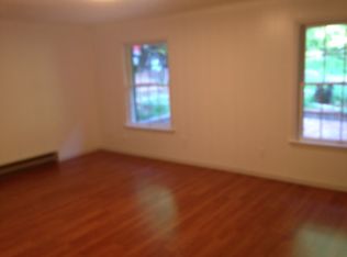 1095 Gemstone Rd, Grundy, VA 24614