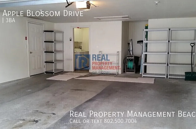 14 Apple Blossom Dr — Photo 5