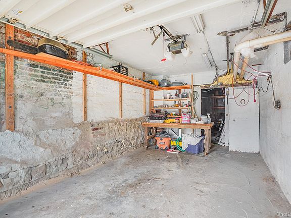 5th image of 1619 Lincoln Terrace