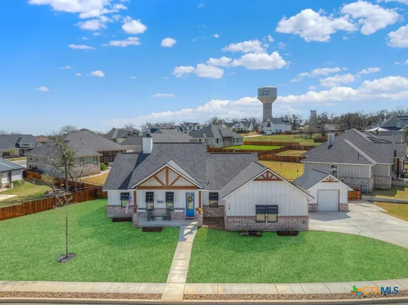 108 Mahogany Path N, La Vernia, TX 78121