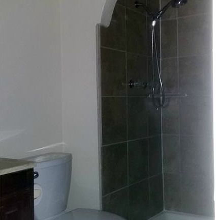 4th image of 4909 Crawford Dr