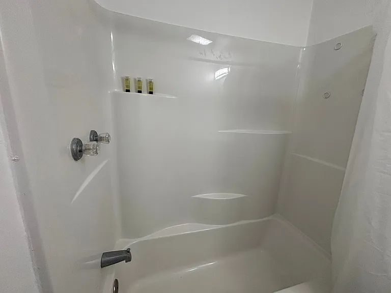 308 E 4th St #308B — Photo 3