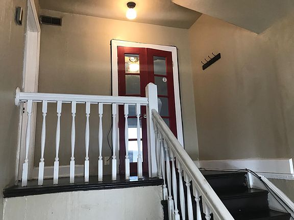 2nd image of 3828 Warwick Blvd #C