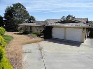 611 Carner Ct E, Richland, WA 99352