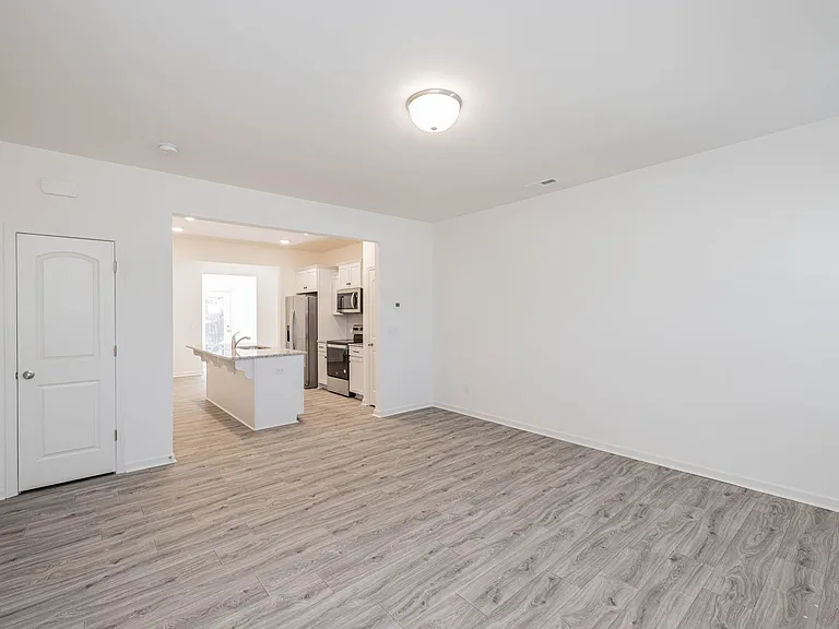 969 Anchor Way — Photo 3