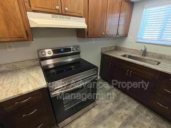 3rd image of 1243 S Ml King Ave Unit B304