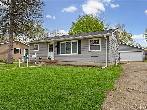 2nd image of 719 Hartner Dr