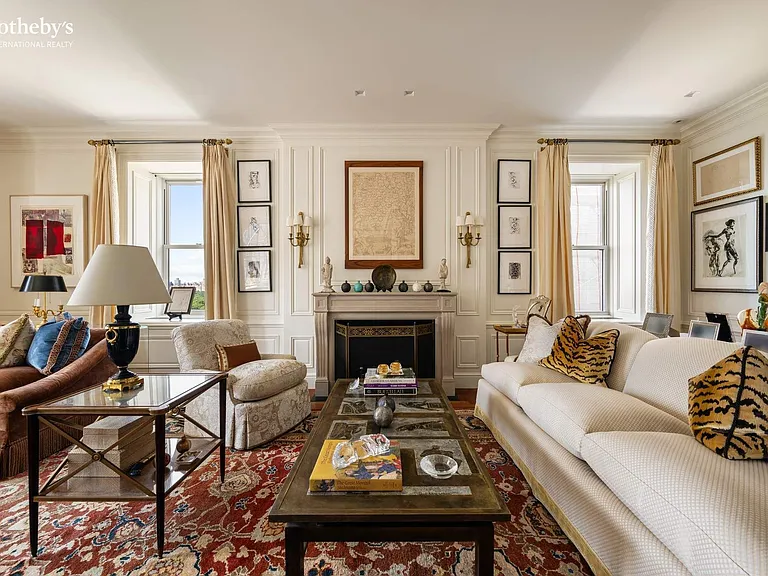 781 5th Ave #1901 — Photo 3