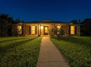 2213 Proctor Dr, Carrollton, TX 75007