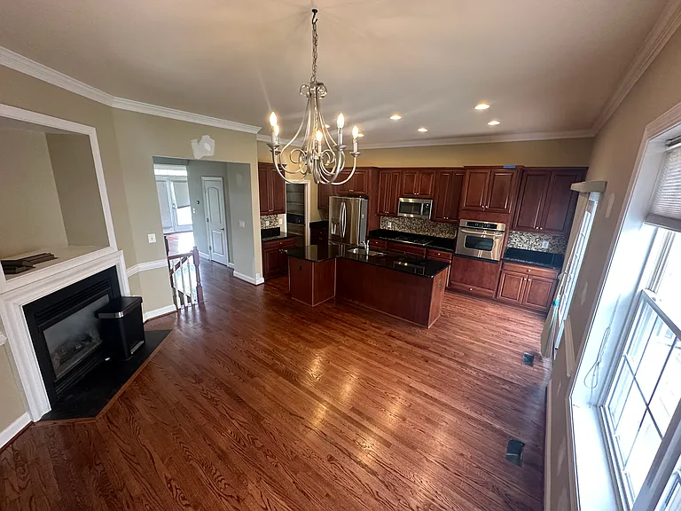 2261 Potomac Club Pkwy — Photo 13