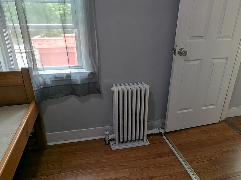 15 N Lake Ave — Photo 16