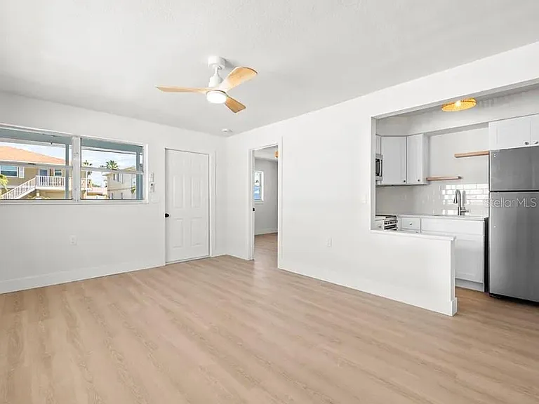 13388 1st St E #A — Photo 4