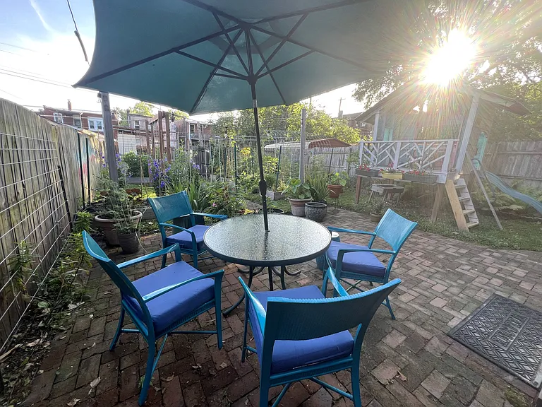 3817 Lafayette Ave — Photo 44