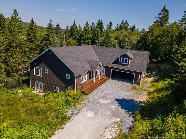 41 Bridgeford Dr, Quispamsis, NB E2S 0C3