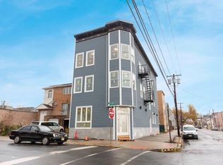 91 E 21st St #4, Bayonne, NJ 07002