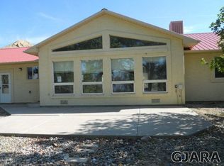 1645 O Rd, Loma, CO 81524