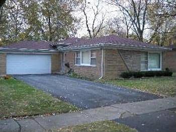1st image of 16107 University Ave