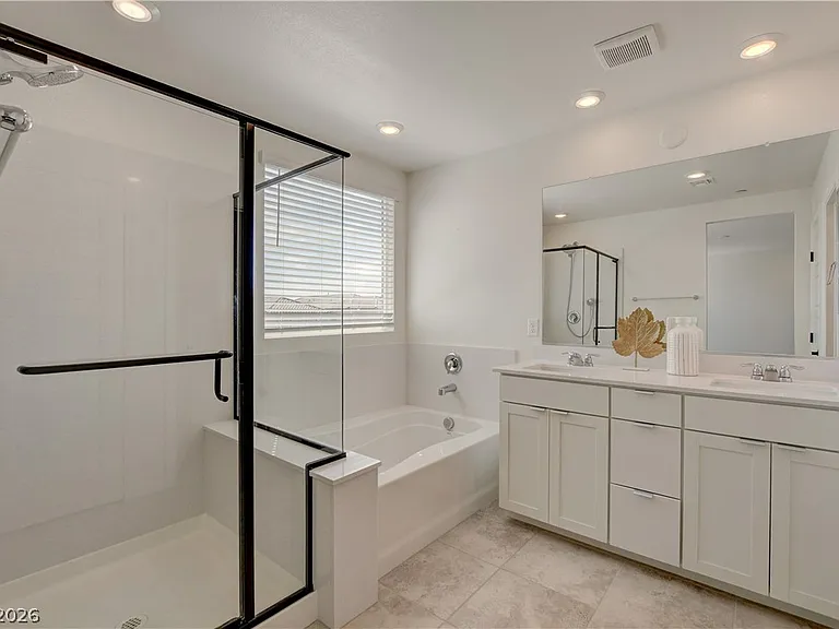 5406 Zacatin Ct — Photo 13