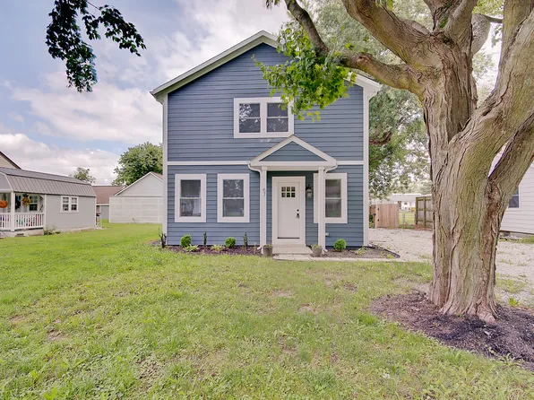 67 S Tresslar Ave, Bargersville, IN 46106