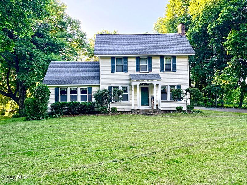 2nd image of 1403 River Road