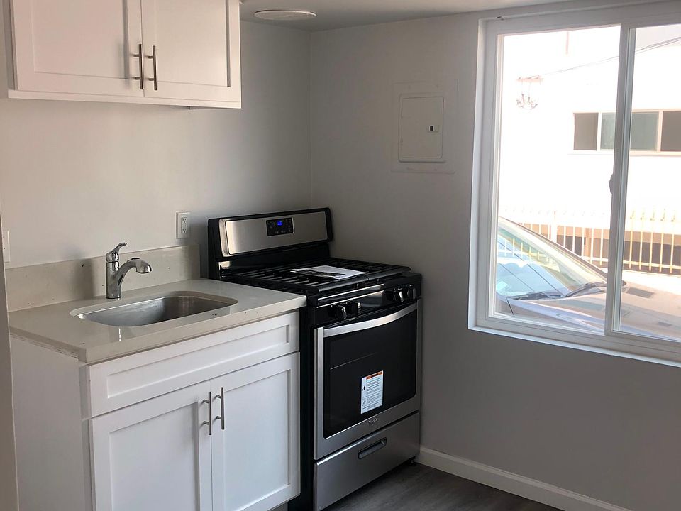1st image of 3510 Emerald St #6