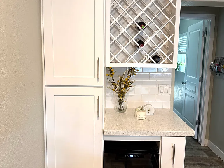 2235 E Monterey Way — Photo 11