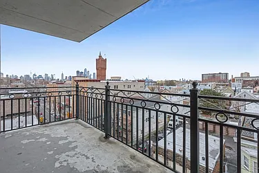 125 43rd Street, #405