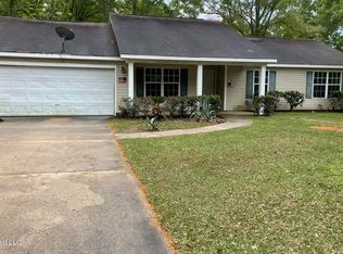 3716 Barnett Ave, Moss Point, MS 39563