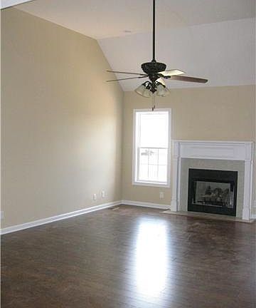 2nd image of 2981 Brewster Dr