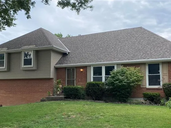 400 S Normandy Dr, Olathe, KS 66061