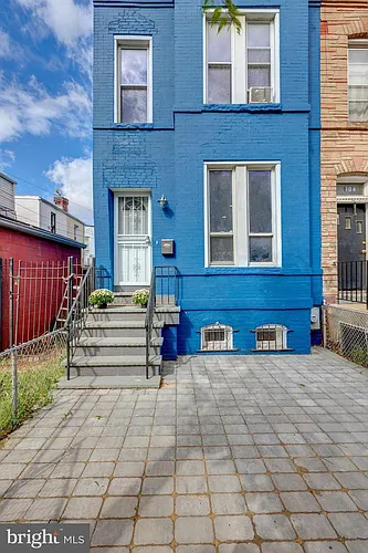 1102 Trinidad Ave NE Photo 1