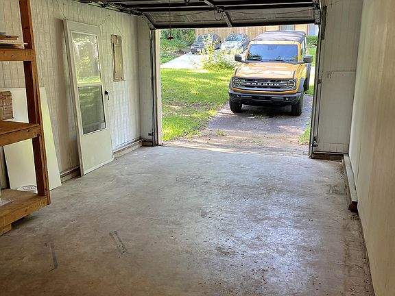 5th image of 1816 Doric Dr
